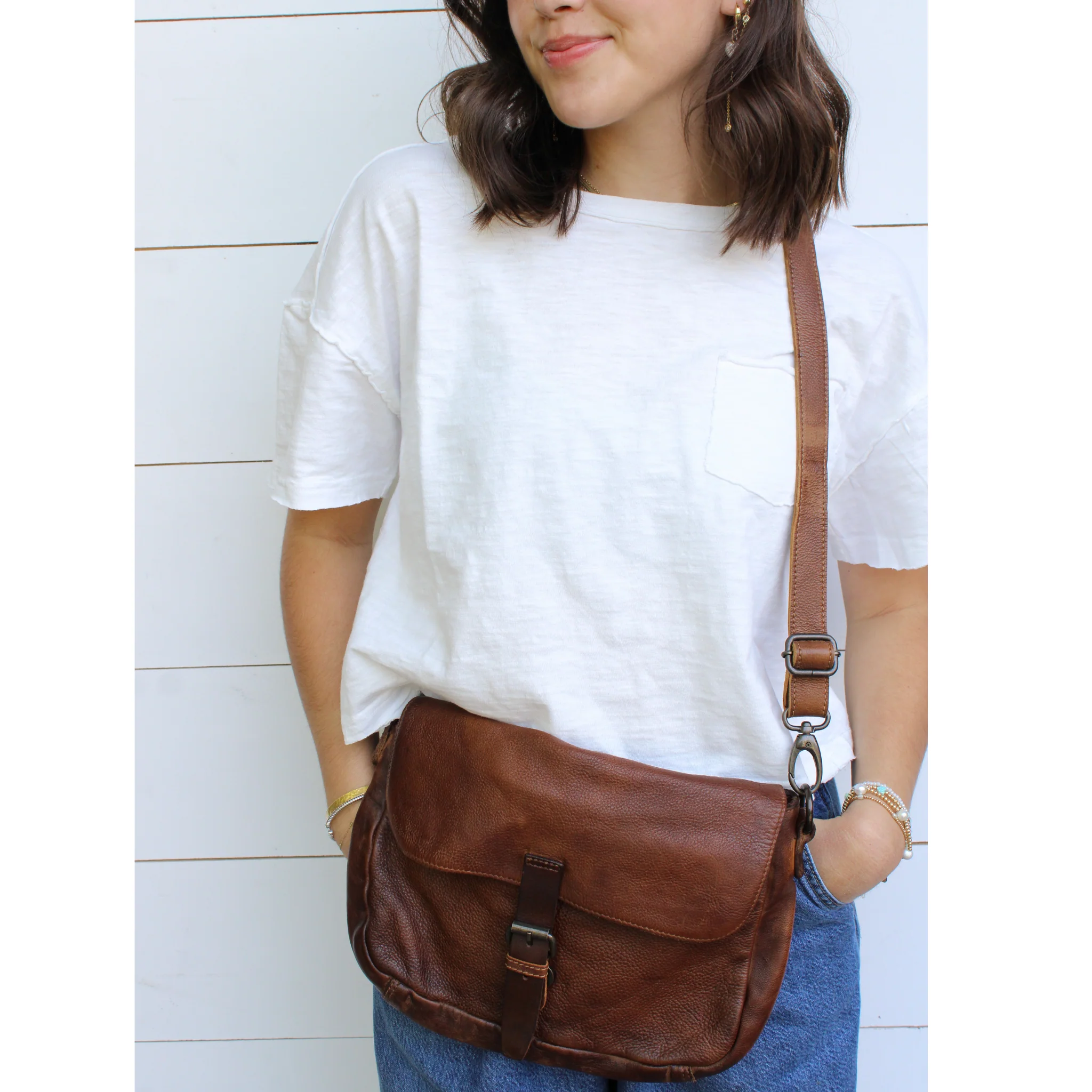 Everywhere Medium Satchel Tan - Image 2