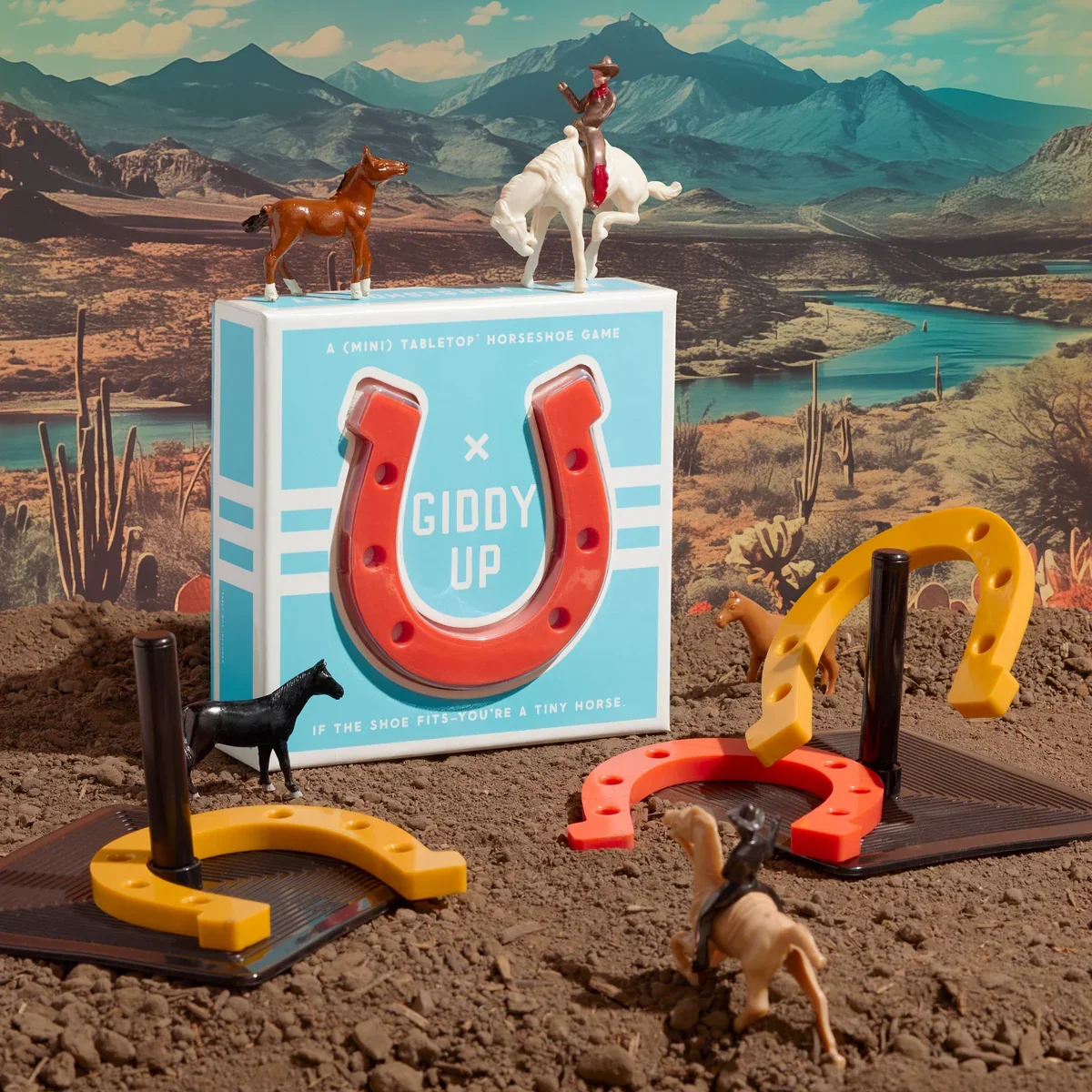 Giddy Up Tabletop Horseshoes Game - Image 3