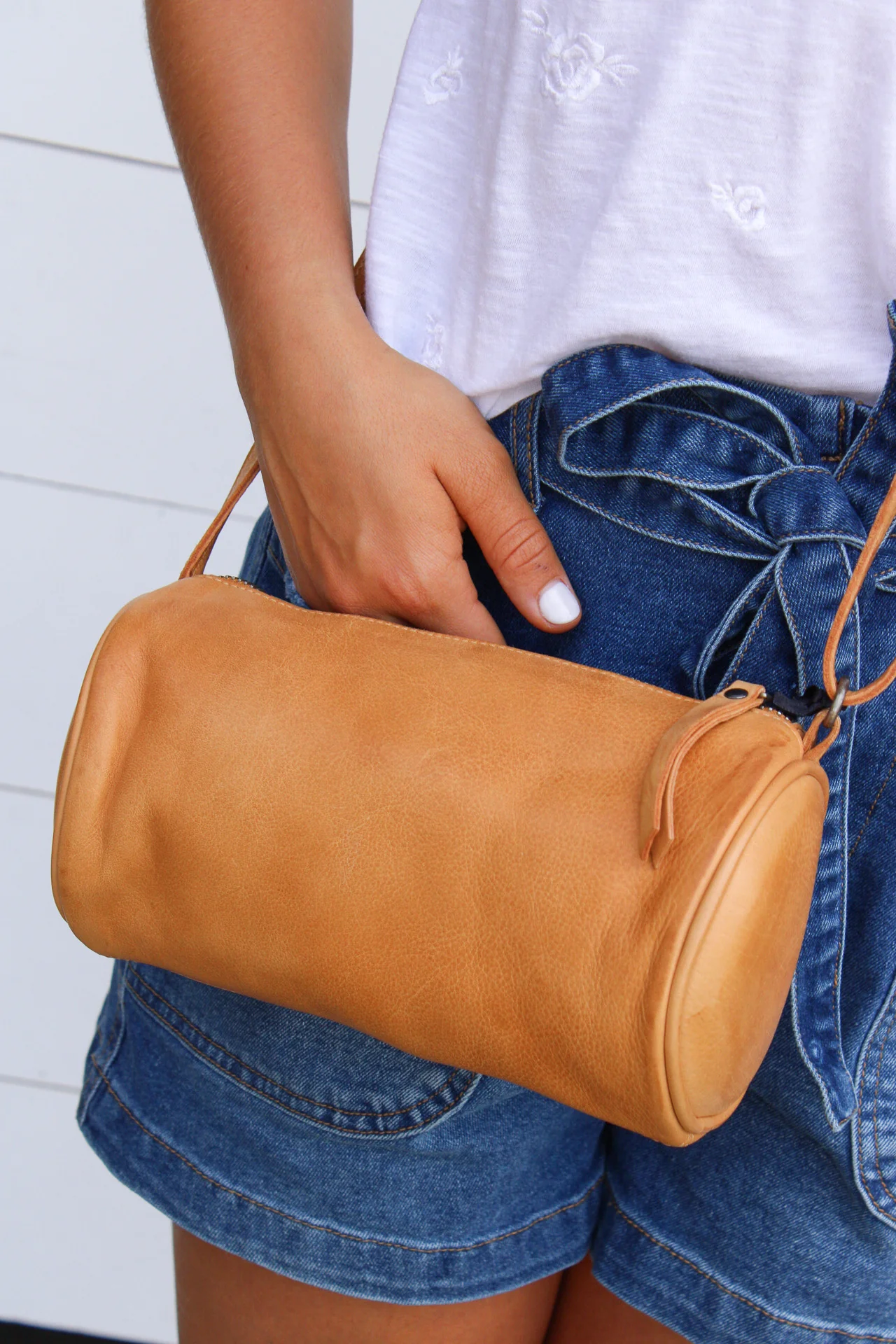 Twyla Handcrafted Leather Crossbody - Image 2
